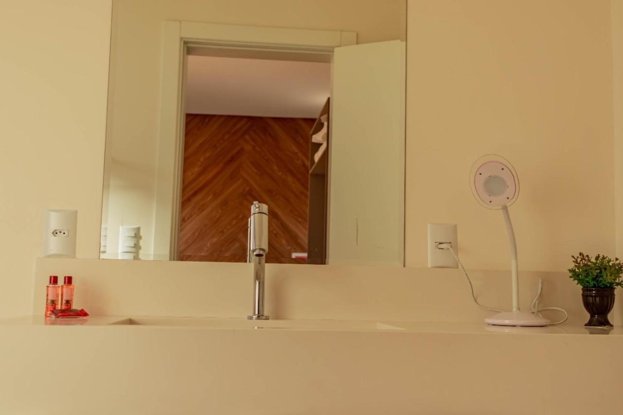 فندق Morada Do Estaleiro Balneário Camboriú المظهر الخارجي الصورة